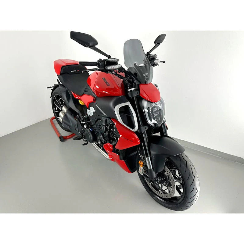 WRS Tall Touring Windscreen For Ducati Diavel V4