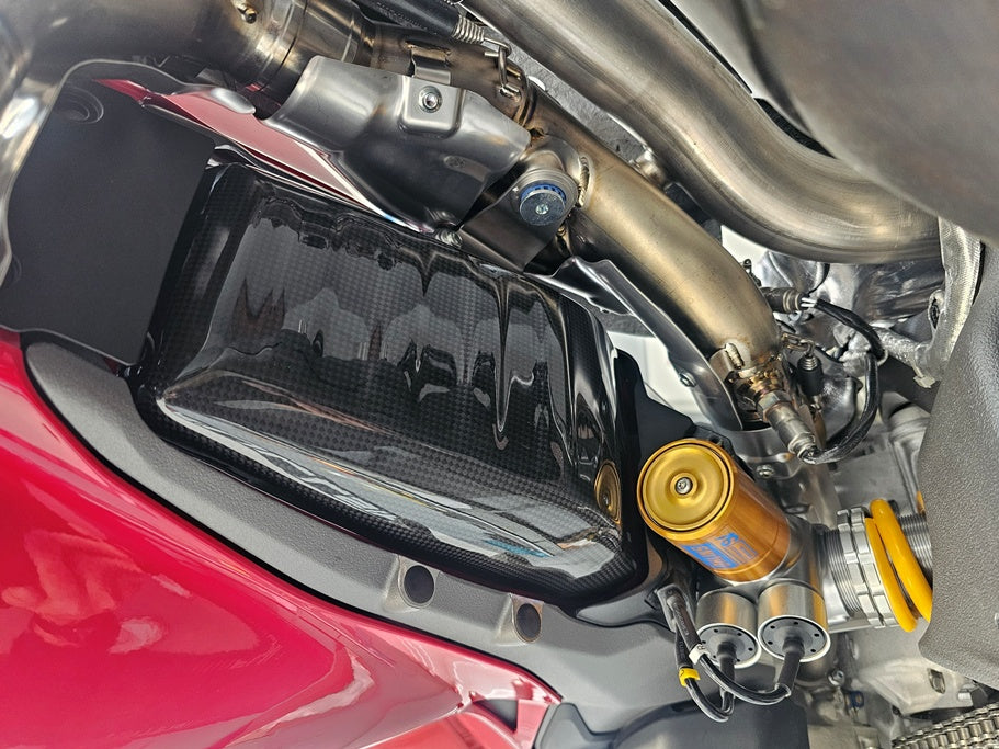 Fullsix Carbon Fuel Tank Cover