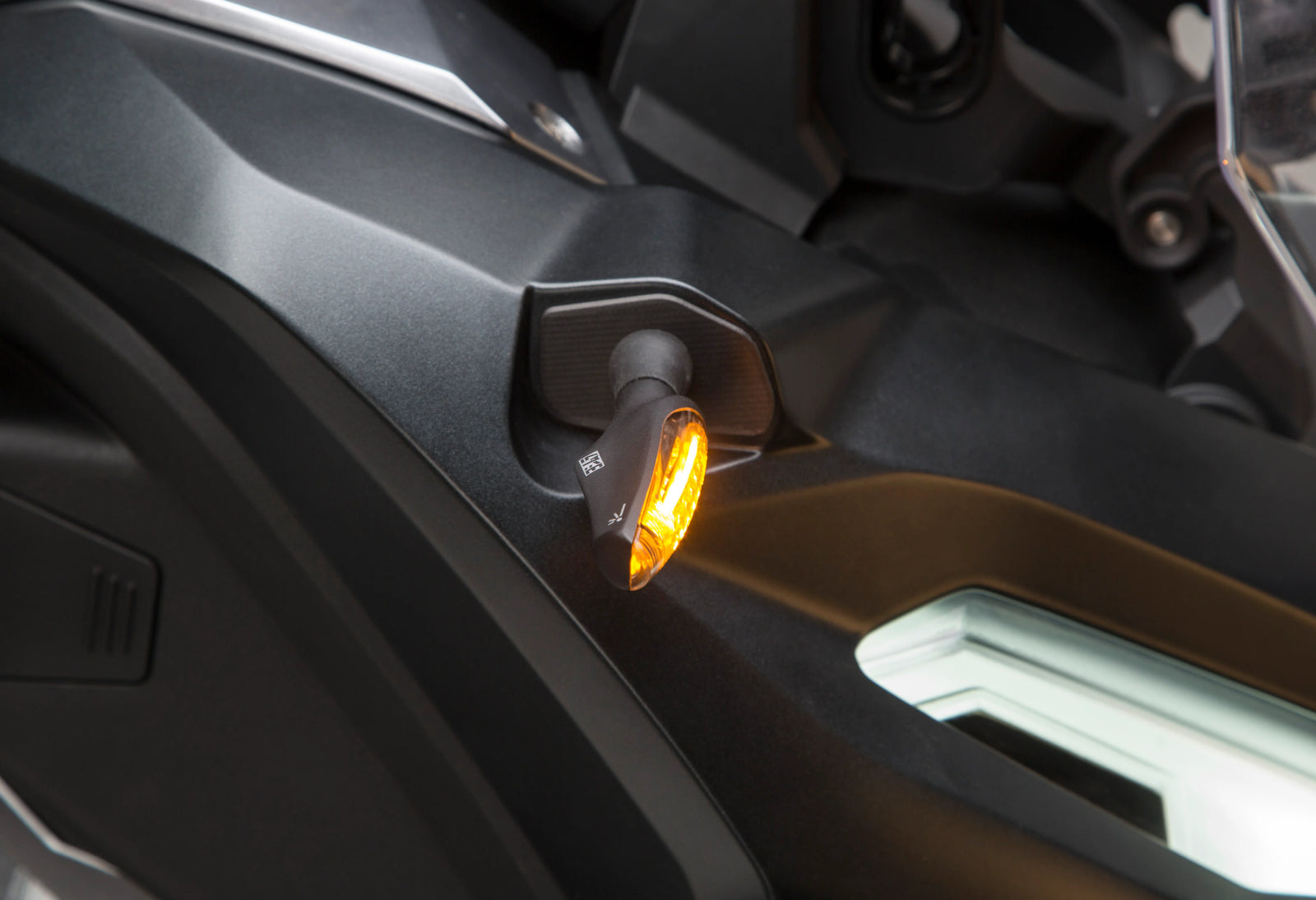 Yoshimura Honda ADV150 2021 Front Turn Signal Mount Plates