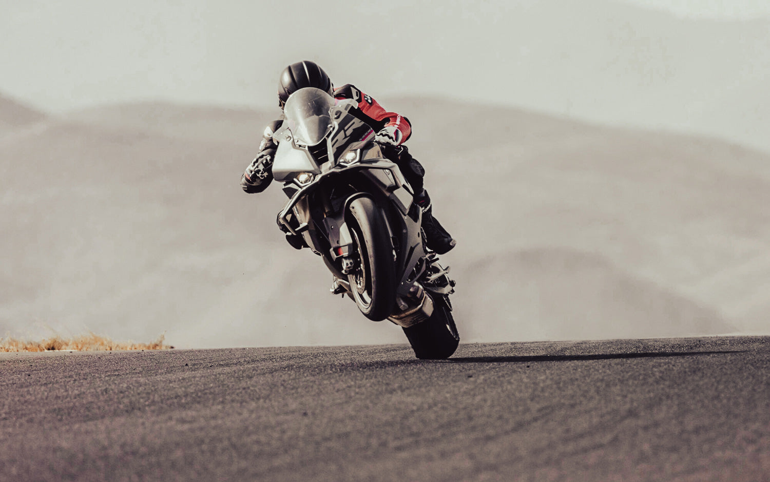 BT Moto compressed-17310292658542025-S1000RR.jpg