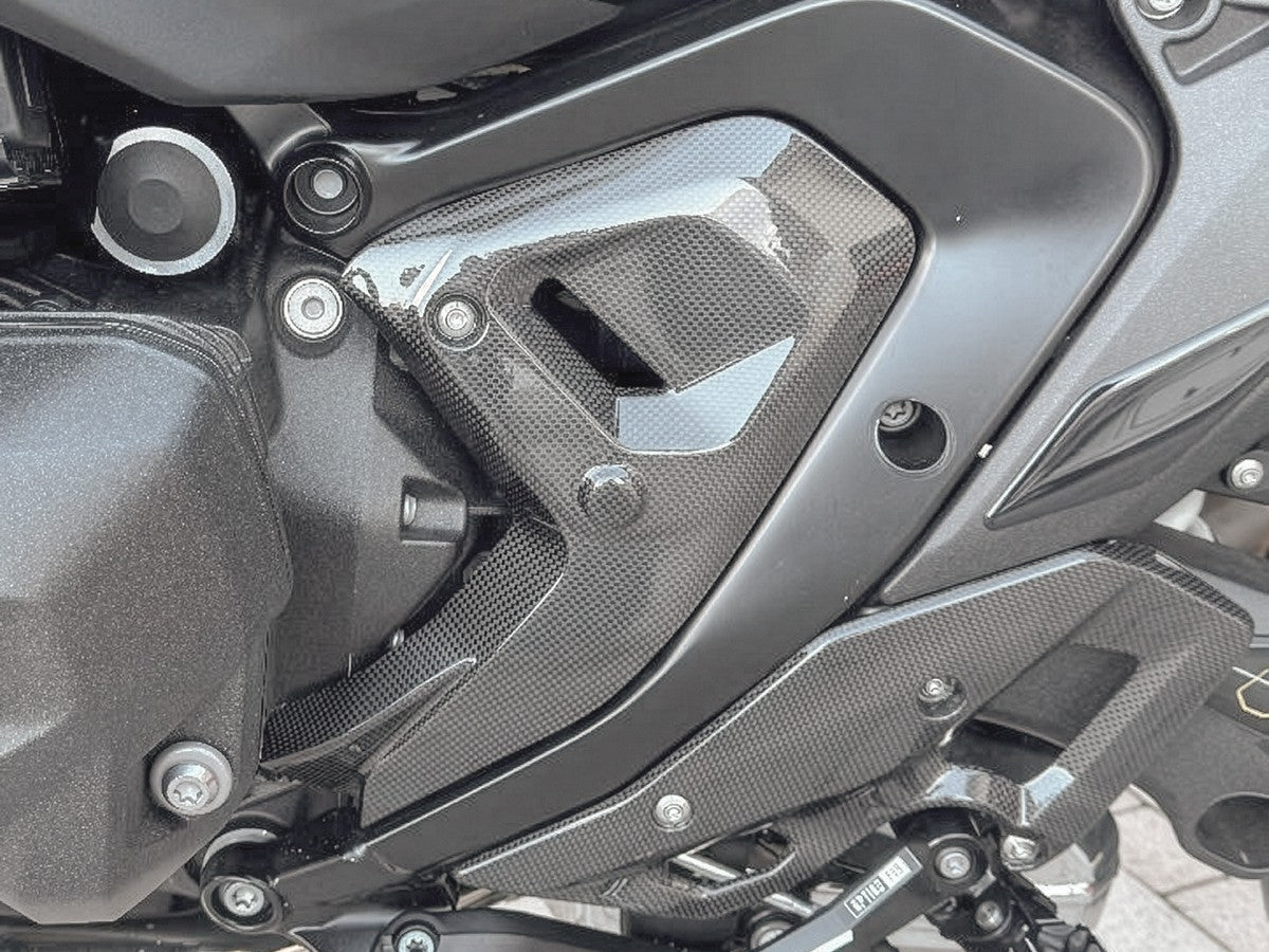Ducabike DBK CRB182L BMW R1300GS Glossy Carbon Side Panels