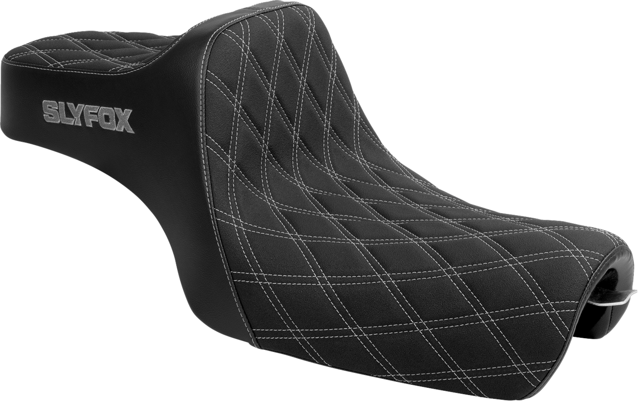 Slyfox High Noon Seat - Double Diamond - Silver Logo - Silver Stitch - XL '04-'22