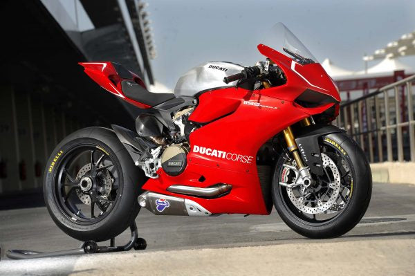BT Moto Ducati-1199-Panigale-S-Superstock-600x399.jpg