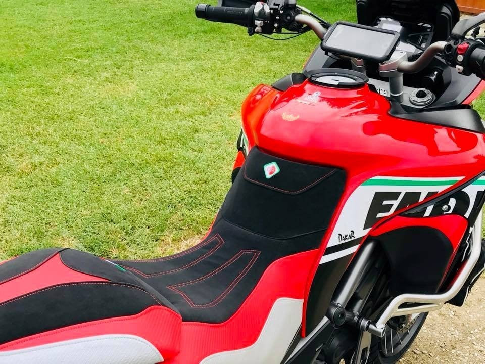 Ducabike DBK Csmtscen MTS Enduro Comfort Seat Cover - BLACK-RED-SILVER