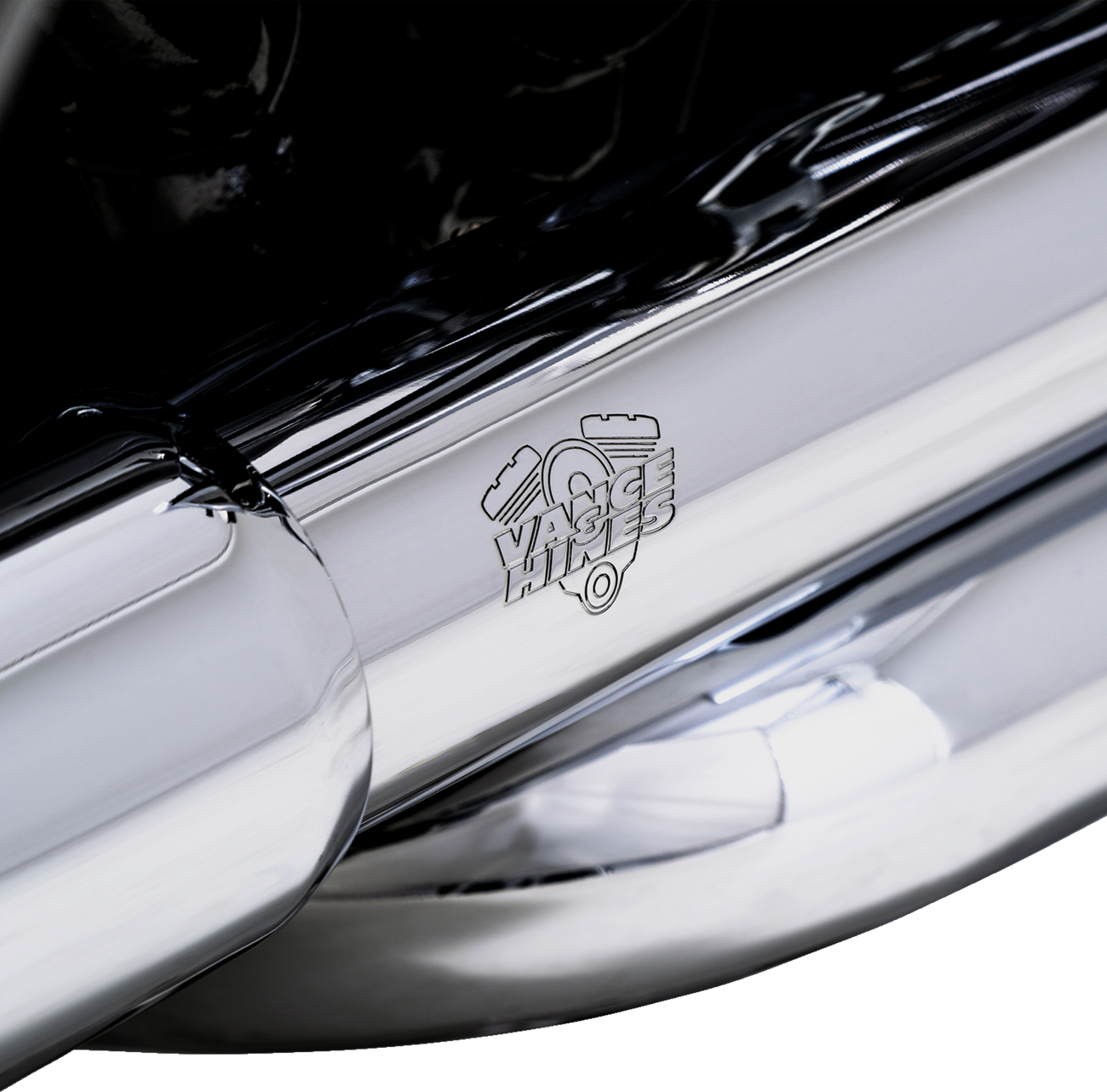 Vance & Hines Dresser Duals Header System - Chrome