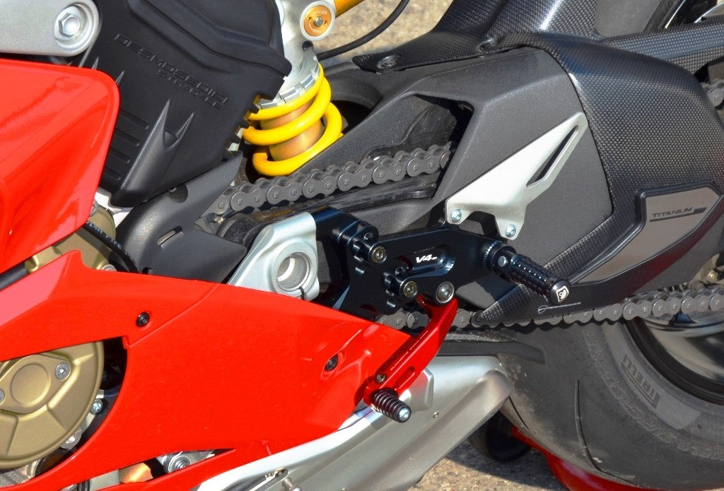 Ducabike DBK PRV401 Adjustable Rearset SBK Panigale V4 - BLACK-RED