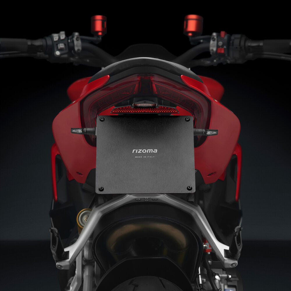 Rizoma Fox License Plate Support Kit