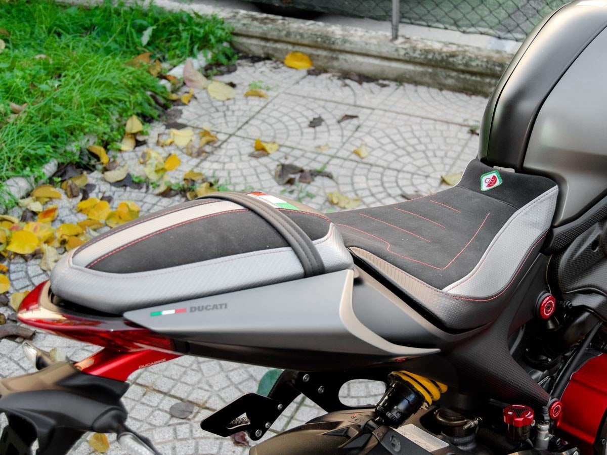 Ducabike DBK Csm9c01 M937 Comfort Seat Cover - BLACK-GREY
