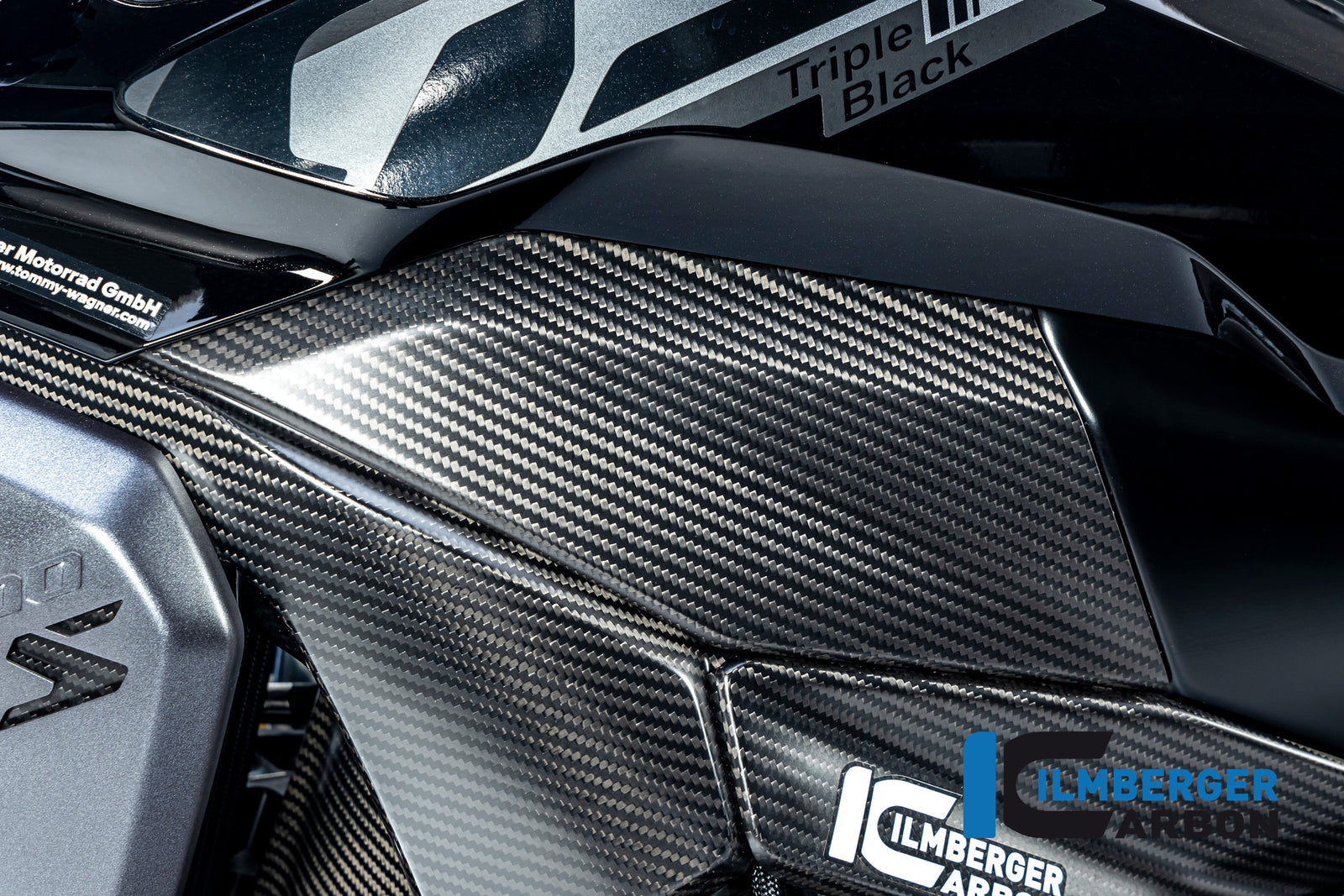 Ilmberger Carbon Lower Tank Cover Left BMW R 1300 GS - Matte / Twill