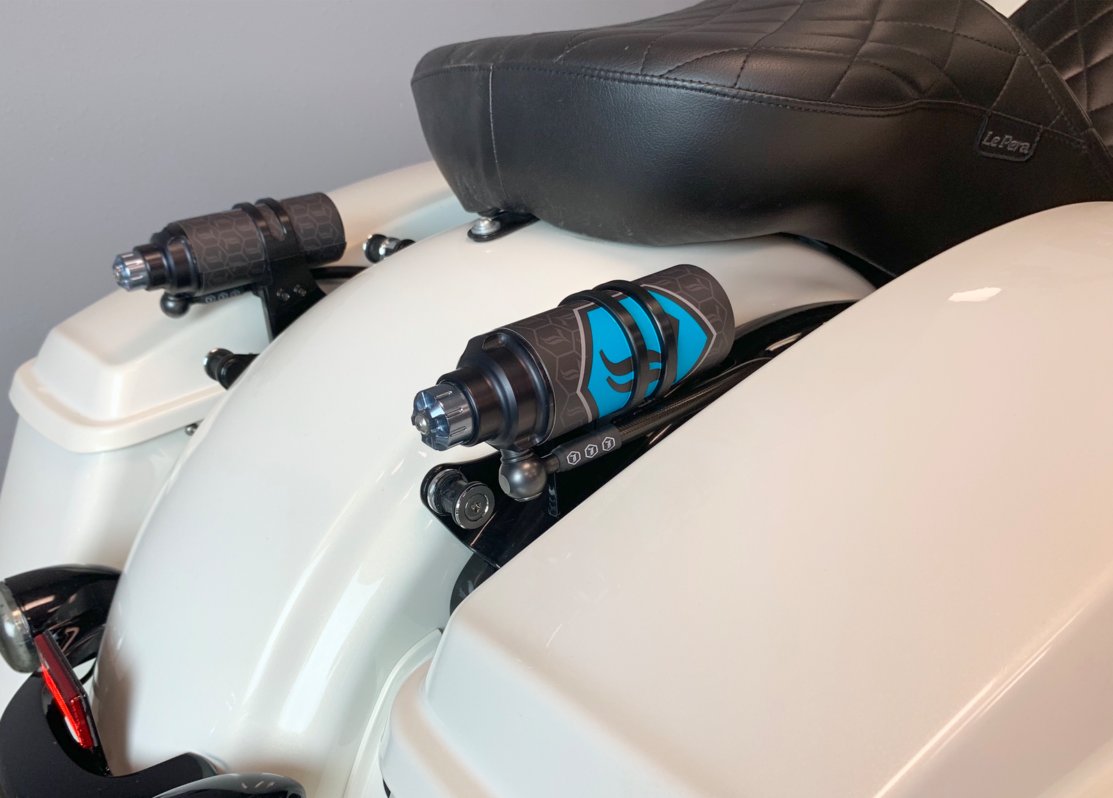 Legend Suspension REVO ARC External Reservoir Mount