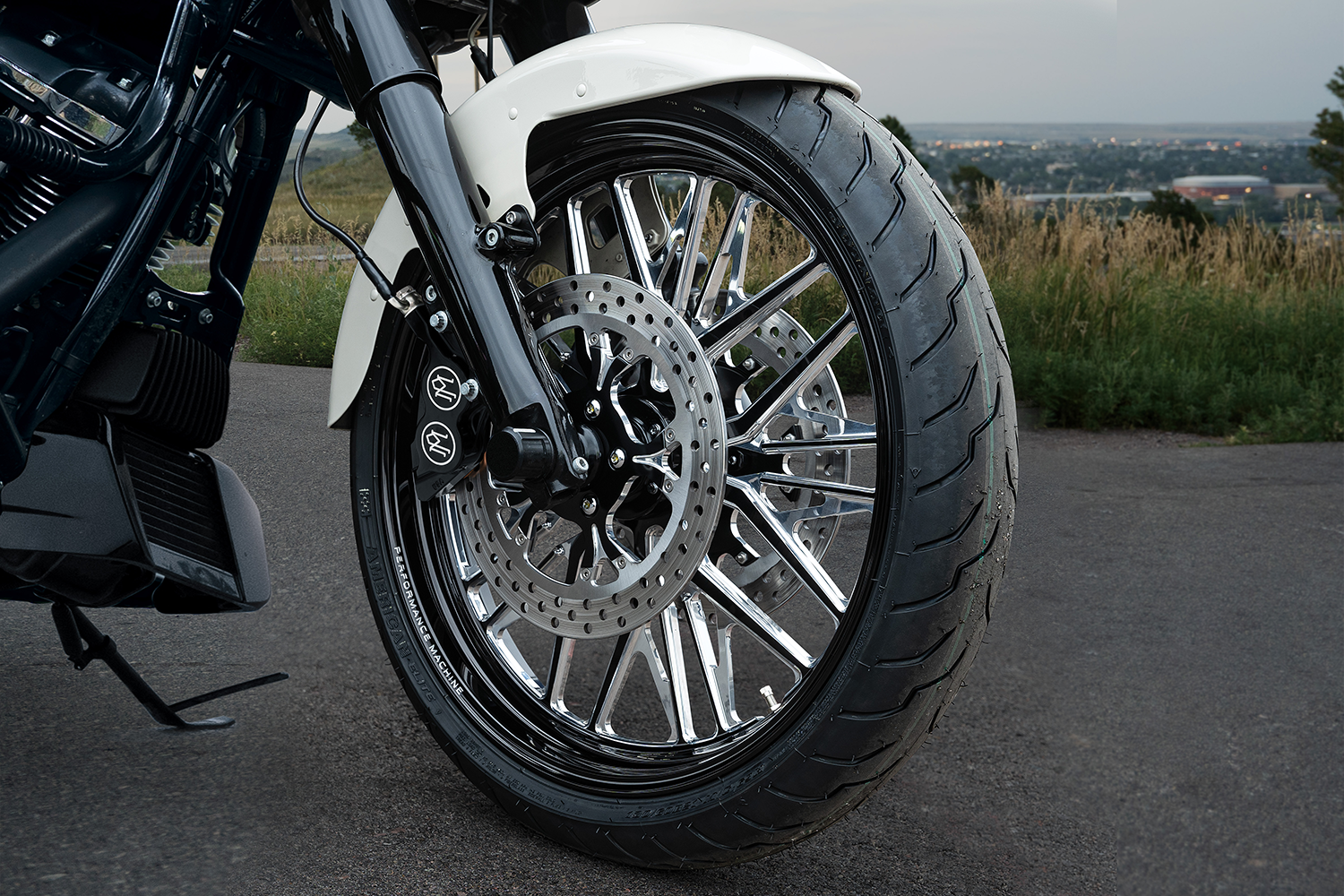 Performance Machine (PM) Wheel - Nivis - Front - Dual Disc/With ABS - Black/Contrast Cut Platinum - 21x3.5