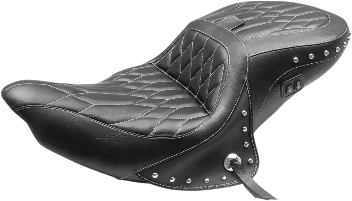 Mustang Heated Seat - With Backrest - Diamond - Chief/Chieftan/Roadmaster/Dark Horse '14-'24