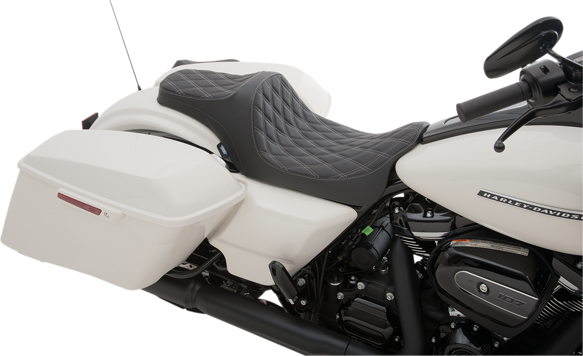 Drag Specialties Seats Predator III Seat - Double Diamond - Silver Stitched - FL '08-'23