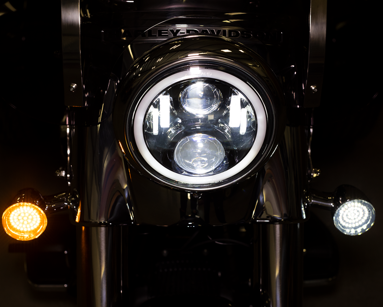 Custom Dynamics 7" Halo Headlamp With Touring Adapter