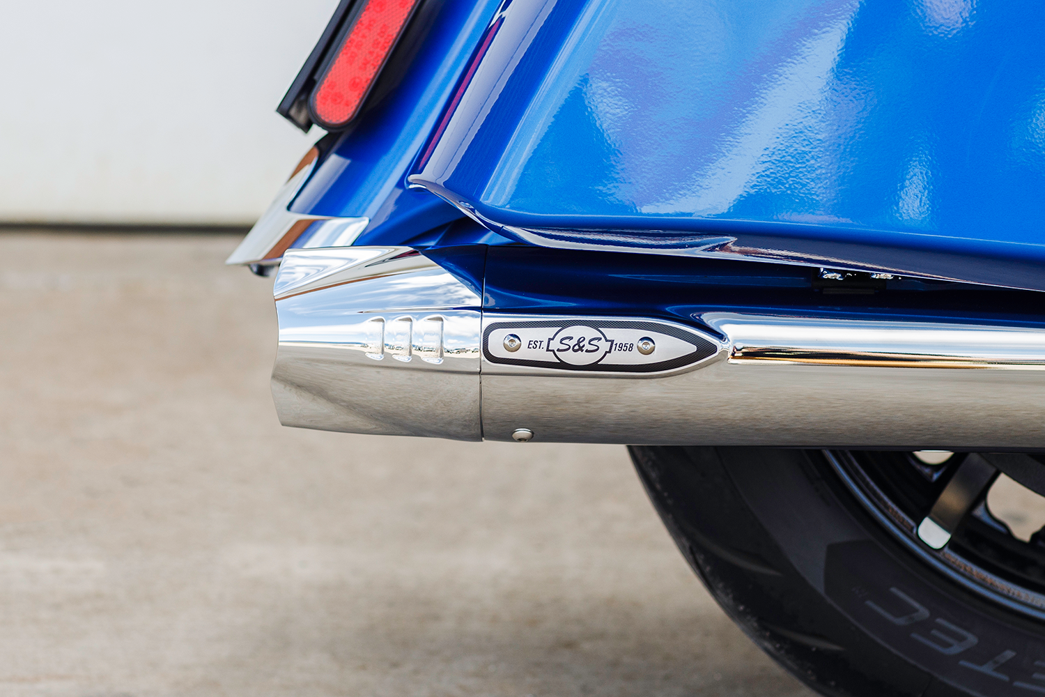 S&S Cycle 4" Broadhead Slip-On Mufflers