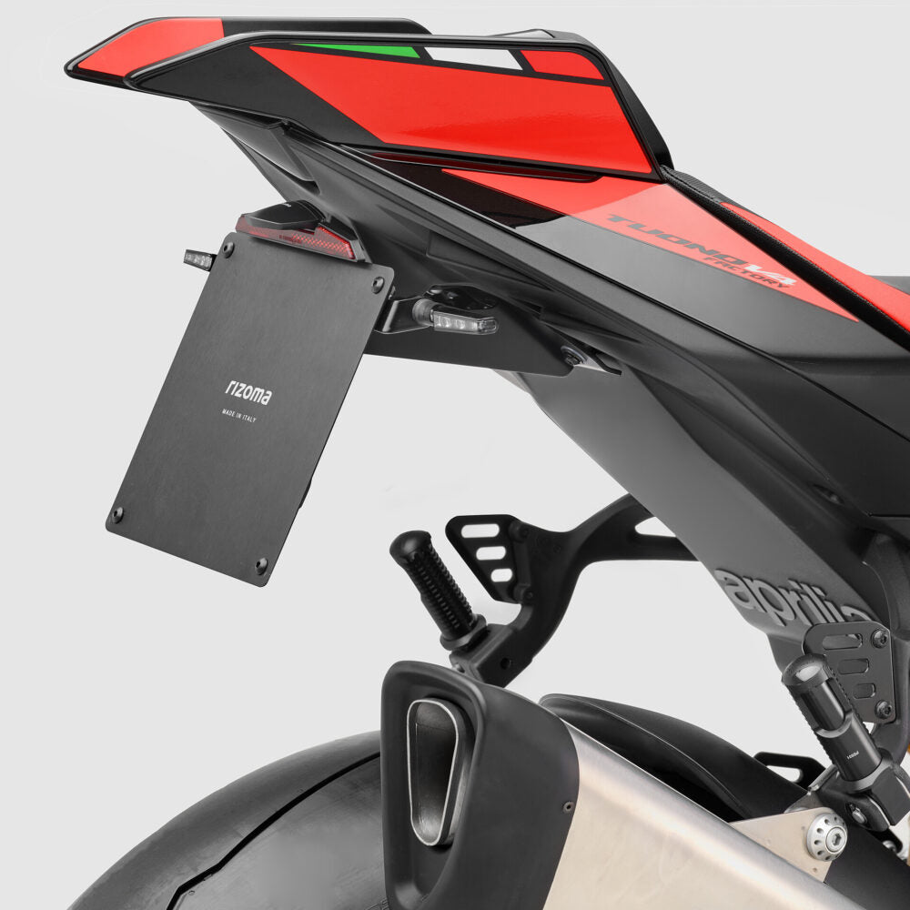 Rizoma Fox License Plate Support Kit