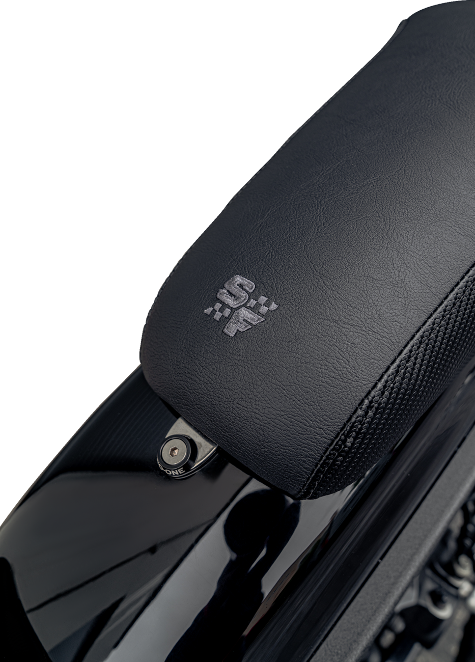 Slyfox Drifter Seat - Gray Logo - Black Vinyl W/ Slipstop - Carbon Fiber - Dyna '96-'03