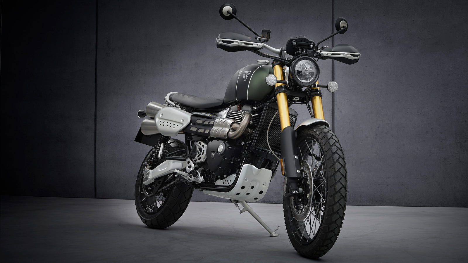 BT Moto scarmbler-1200.jpg