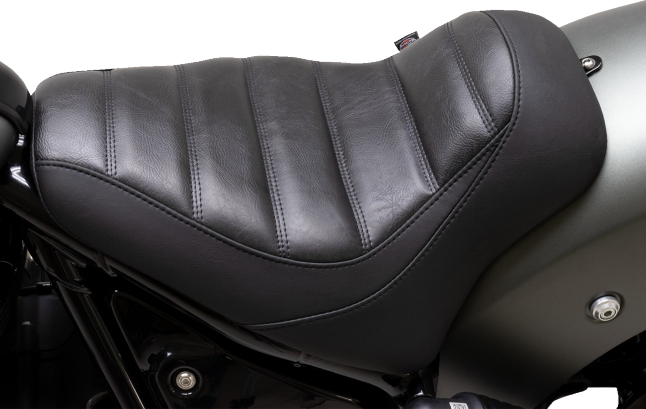 Mustang Runaround Seat - Solo - Black - Tuck-N-Roll - Chief '22-'24