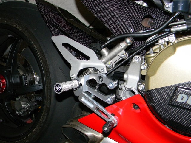 Ducabike DBK PR119902 Adjustable Rearset 8991199 Panigale - BLACK-SILVER