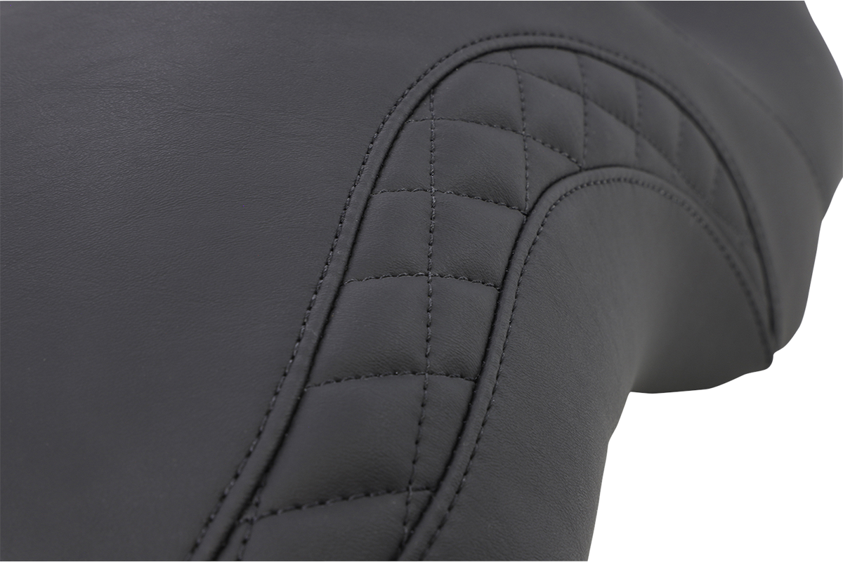 Mustang Seat - Tripper Fastback™ - Stitched W/ Small Diamond-Stitched Inlays - Black - FL '08-'25