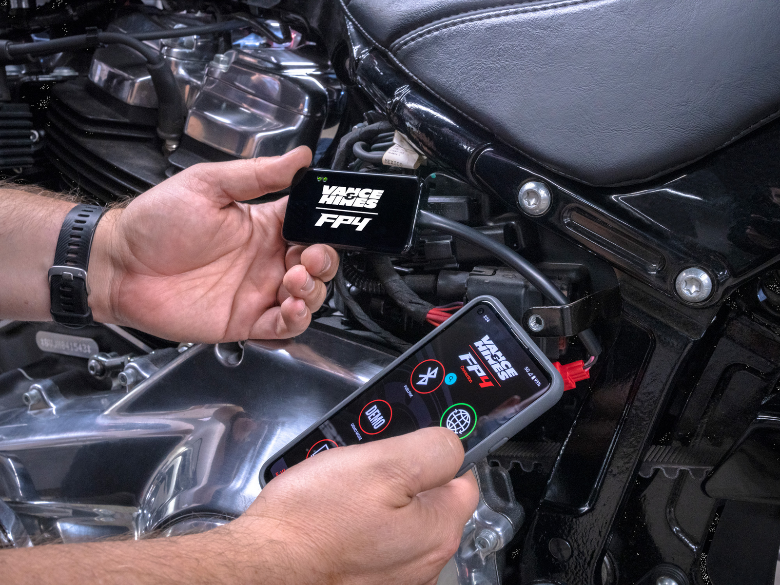 Vance & Hines Fuelpak 4 Tuning Module - M8/Pan America