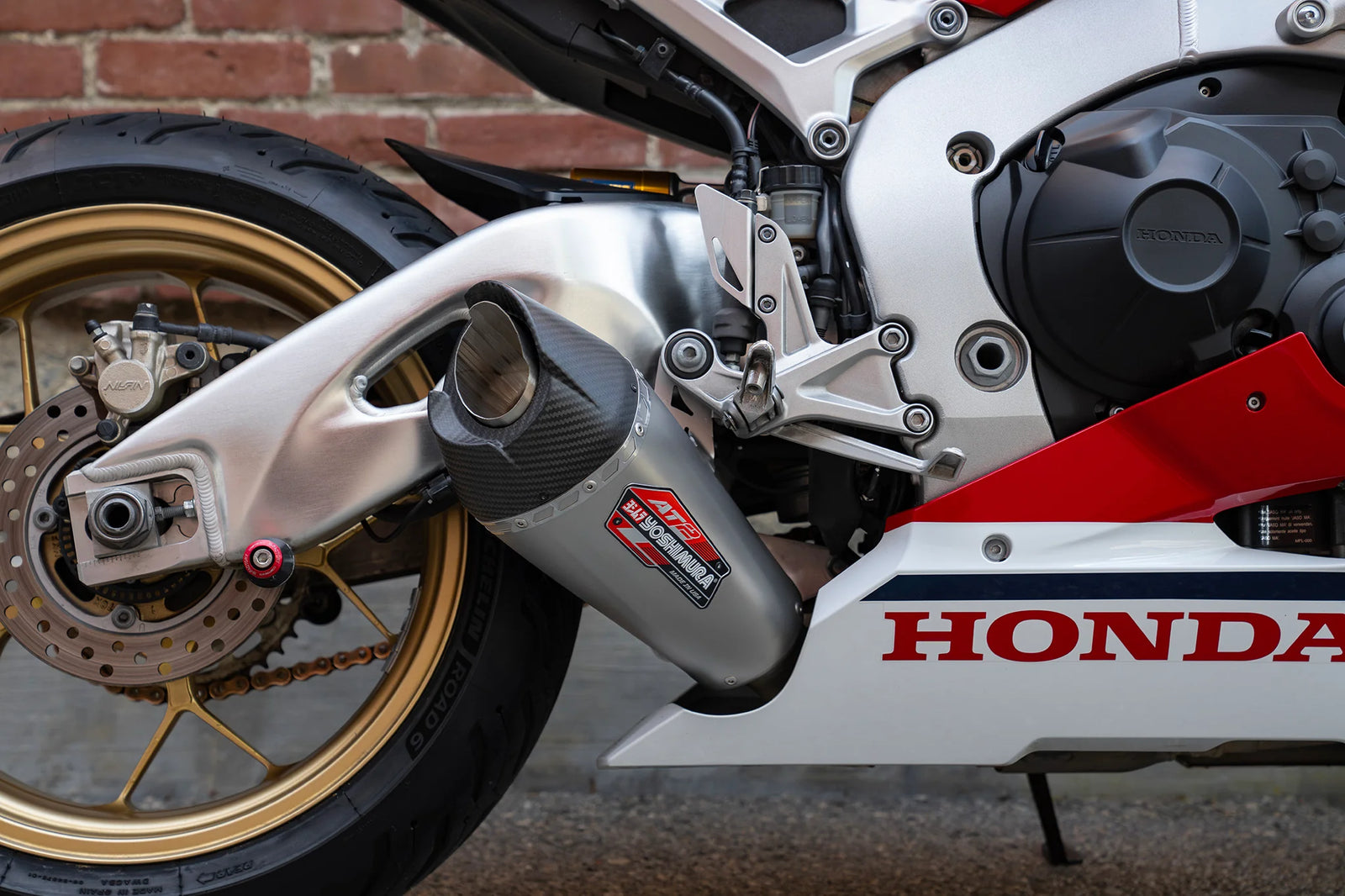 Yoshimura CBR1000RR/SP/SP2 17-26 AT2 Stainless Slip-On Exhaust, W/ Stainless Muffler