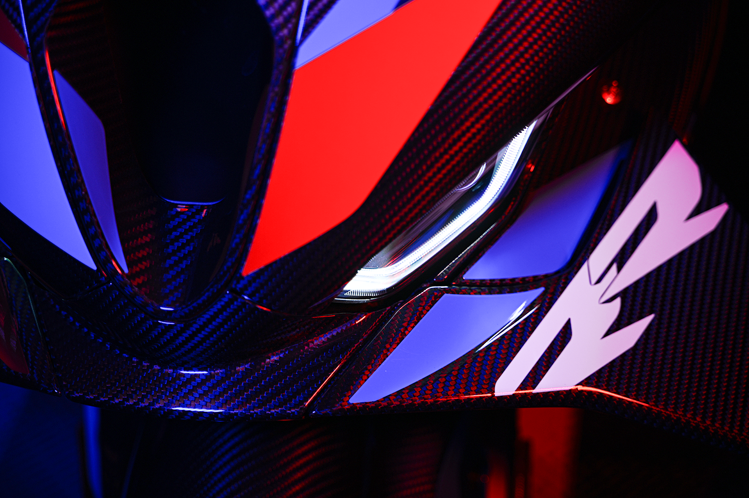 BT Moto M1000RR 2023 2.png