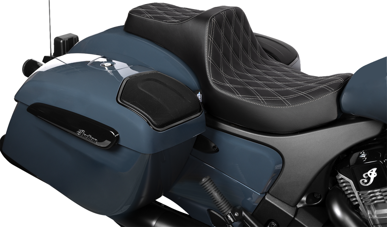 Drag Specialties Seats Predator III 2-Up Seat - Vinyl - Double Diamond - Silver Stitch - Chieftain '25/Challenger '20-'25