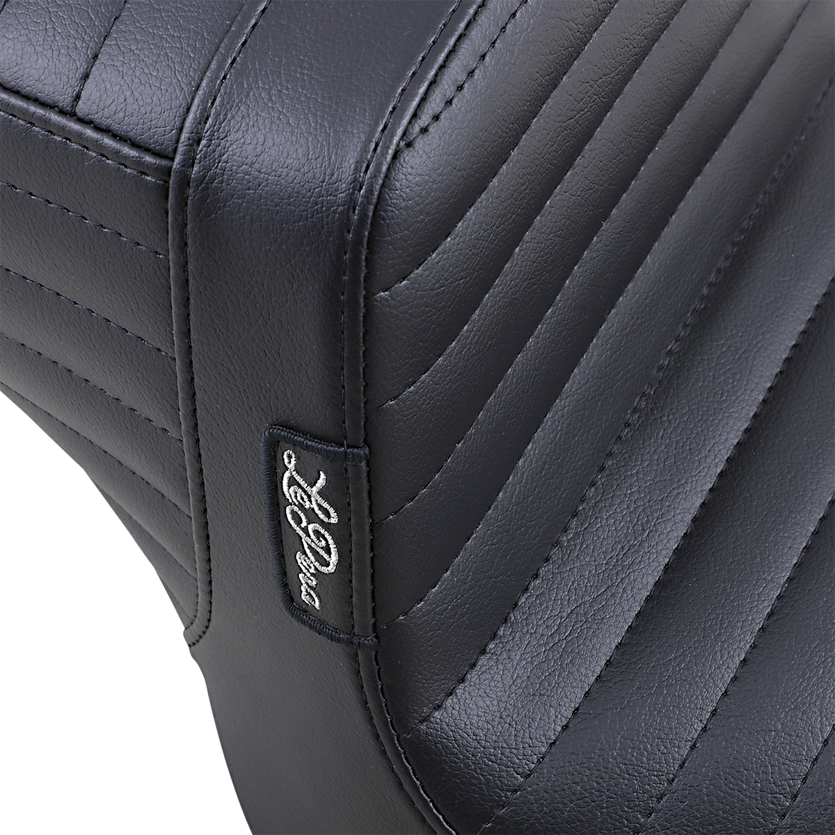 Le Pera Tailwhip Seat - Pleated - Black - XL '10-'22