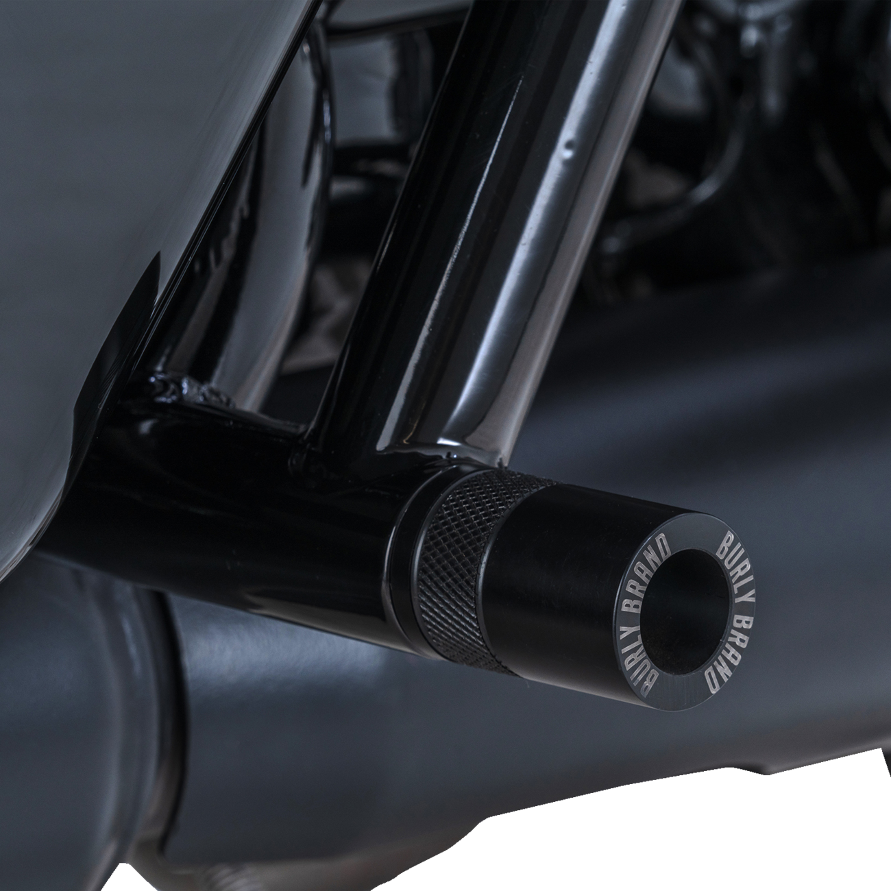 Burly Brand Rear Brawler Kit - Black - HD Toring