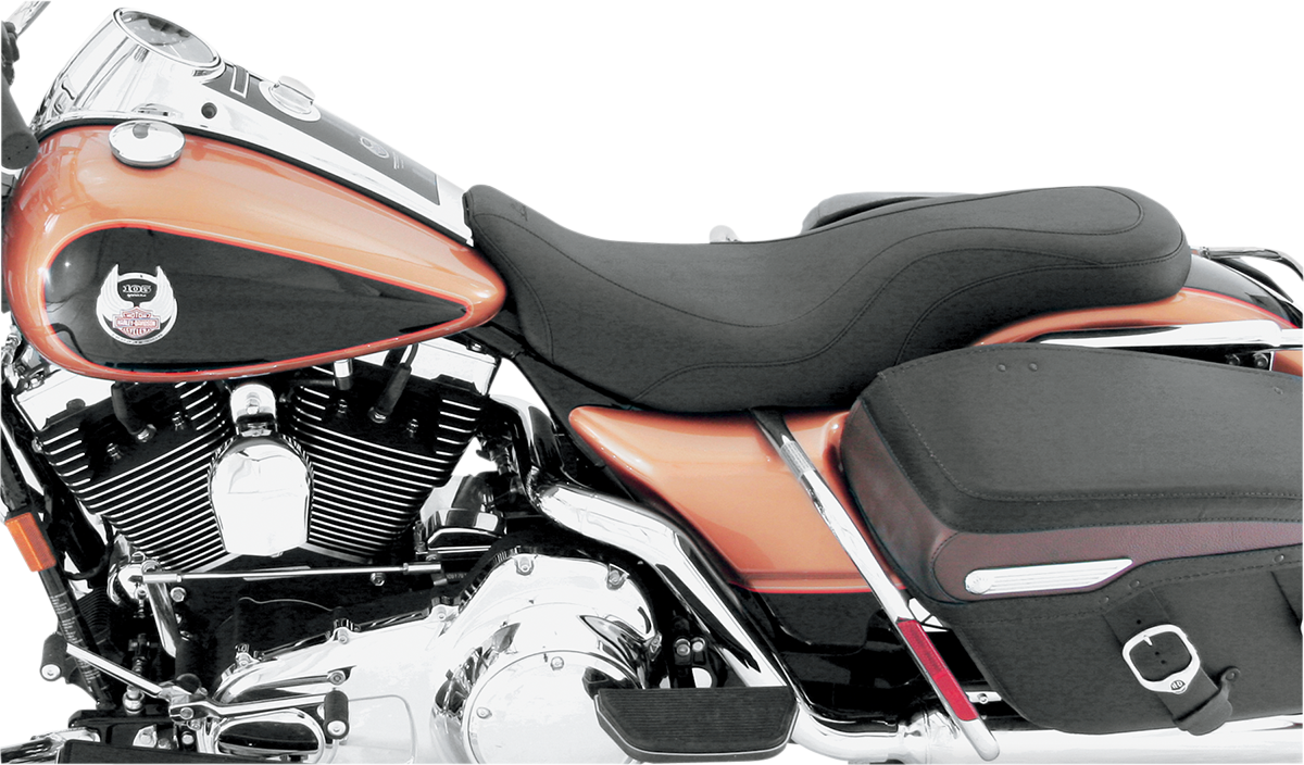 Mustang Day Tripper Seat - FLH/FLT '08-'25