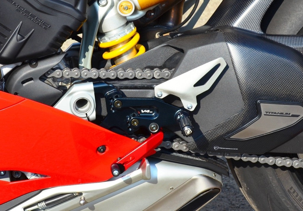 Ducabike DBK PRV401 Adjustable Rearset SBK Panigale V4 - BLACK-RED