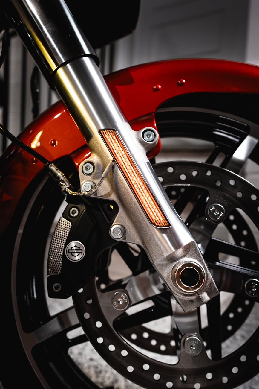 Custom Dynamics LED Fork Light - Amber - Chrome