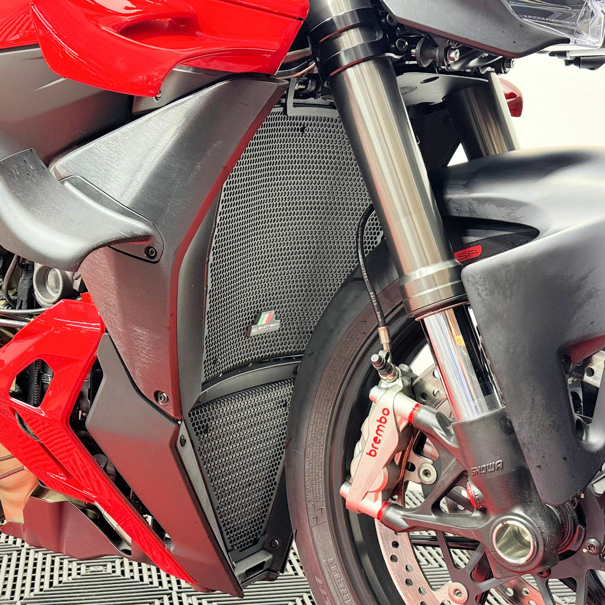 Evotech Performance Radiator and Oil Cooler Guard for Streetfighter V4 V4S