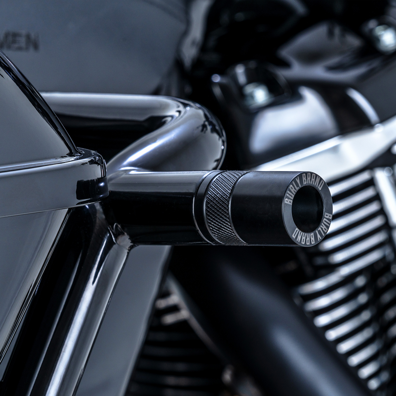Burly Brand Rear Brawler Kit - Black - HD Toring