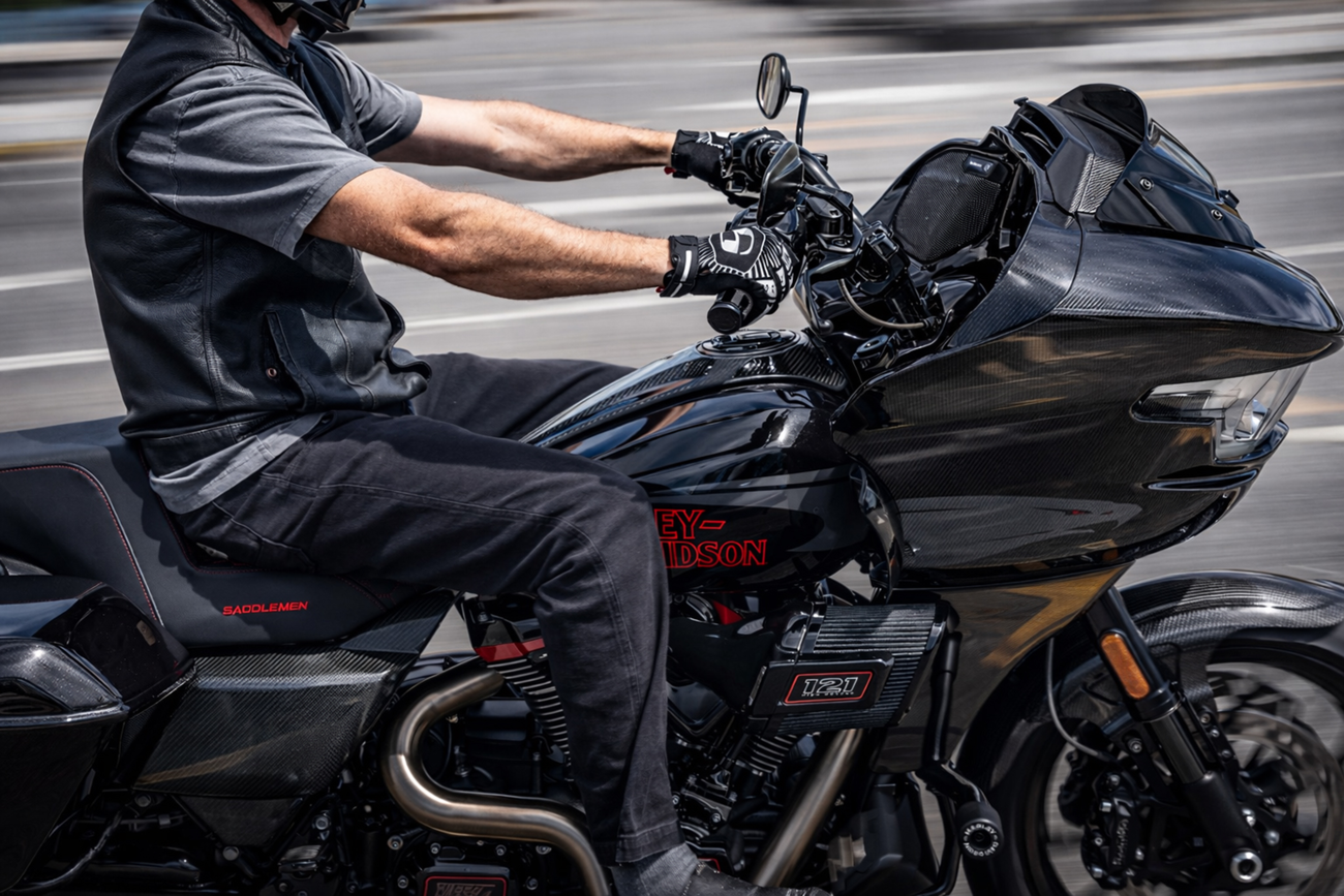 Saddlemen Side Cover - Carbon Fiber/Gloss