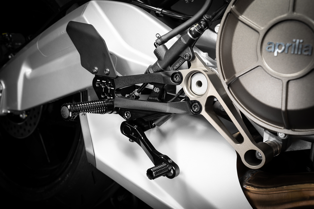 Gilles Tooling FXR Rearset - Black - Aprilia