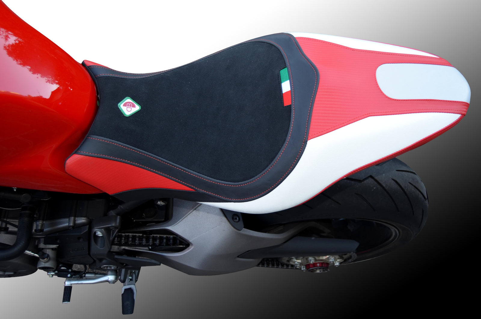 Ducabike DBK Csm1202 M1200 My17 Seat Cover - BLACK-RED