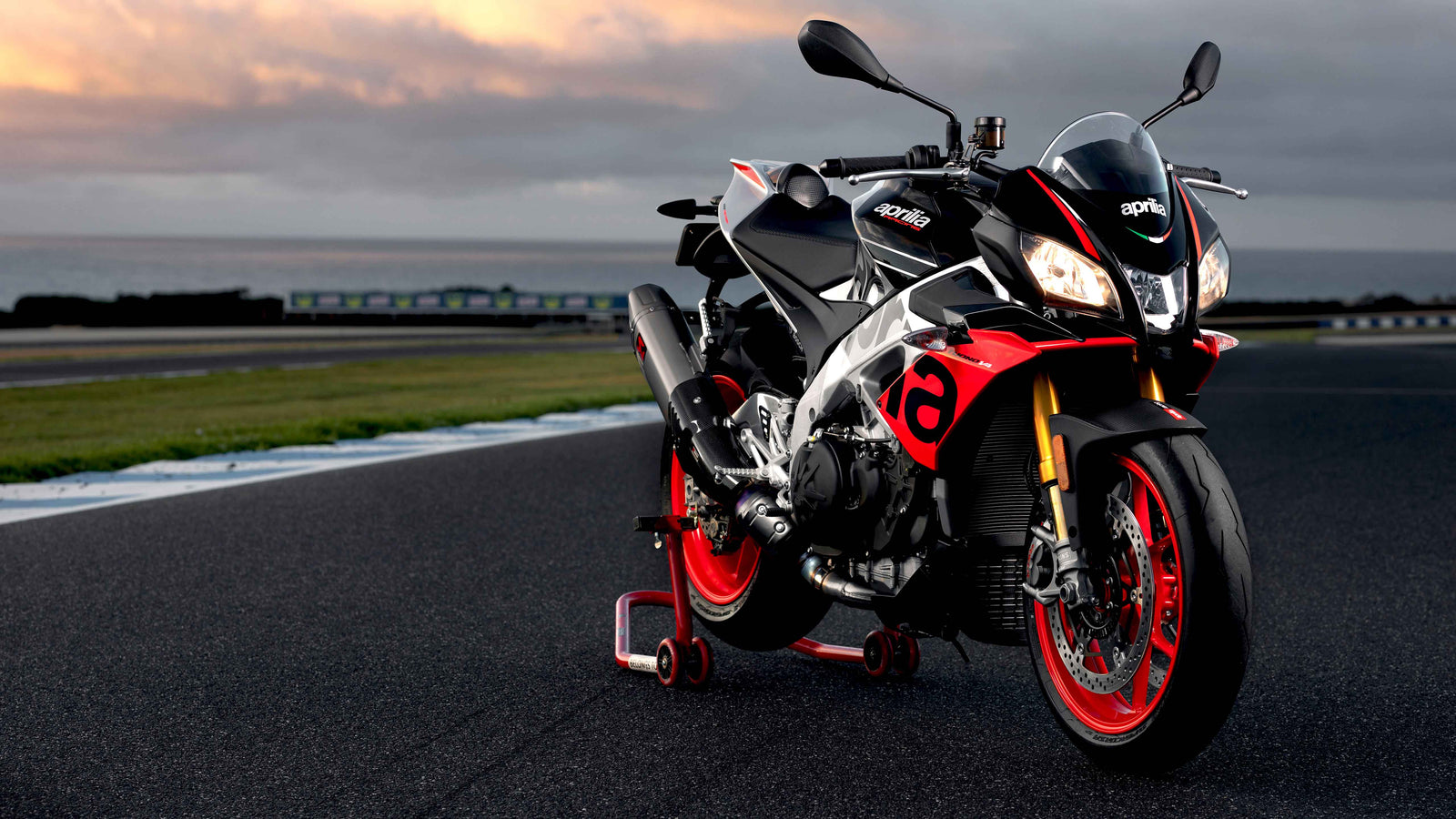 BT Moto compressed-101942211.jpg