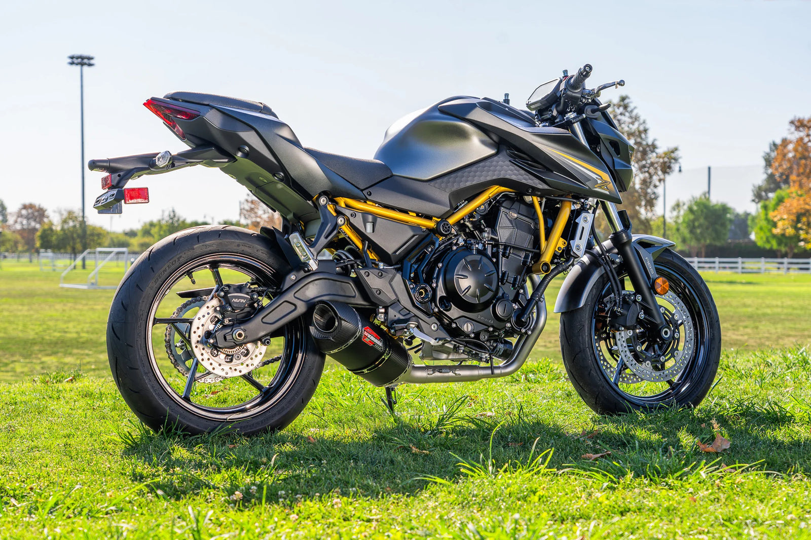 Yoshimura NINJA/Z 650 17-26 AT2 Full Exhaust / Carbon Muffler