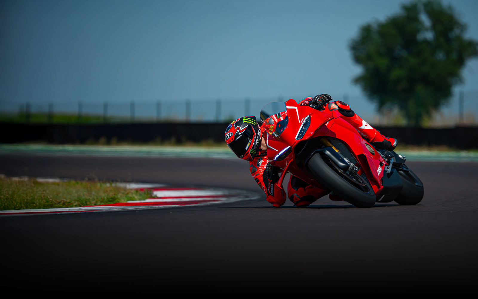 BT Moto Panigale-V4-R.jpg