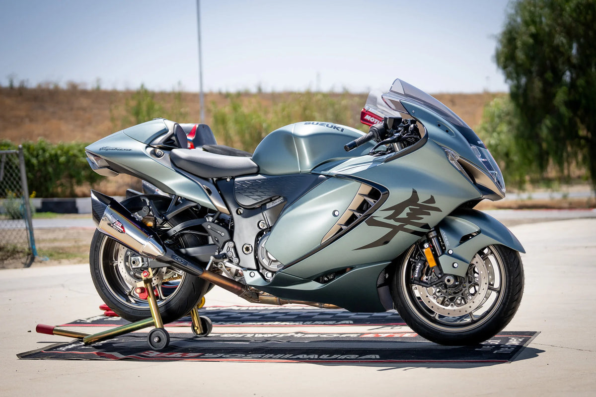 Yoshimura HAYABUSA 2021-26 Race R-11sq-R Dual Stainless Slip-On Exhaust, W/ Titanium Mufflers