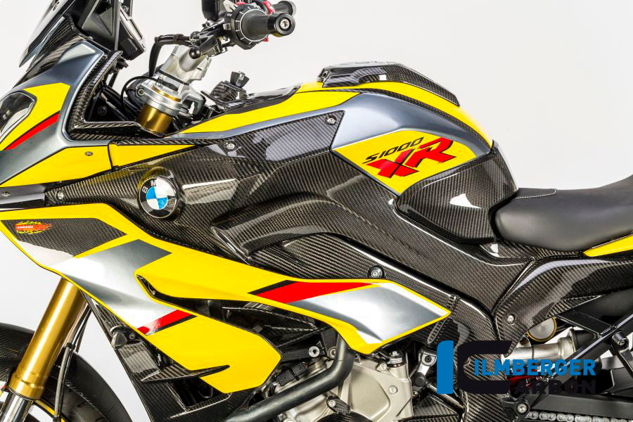 Ilmberger Carbon Radiator Cover Incl Batch Holder (Left Side) - BMW S 1000 XR MY ´2015-2019