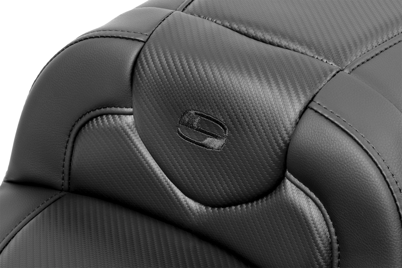 Saddlemen Roadsofa™ Extended Reach Seat - With Backrest - Carbon Fiber - FLTR/FLHX '23-'24