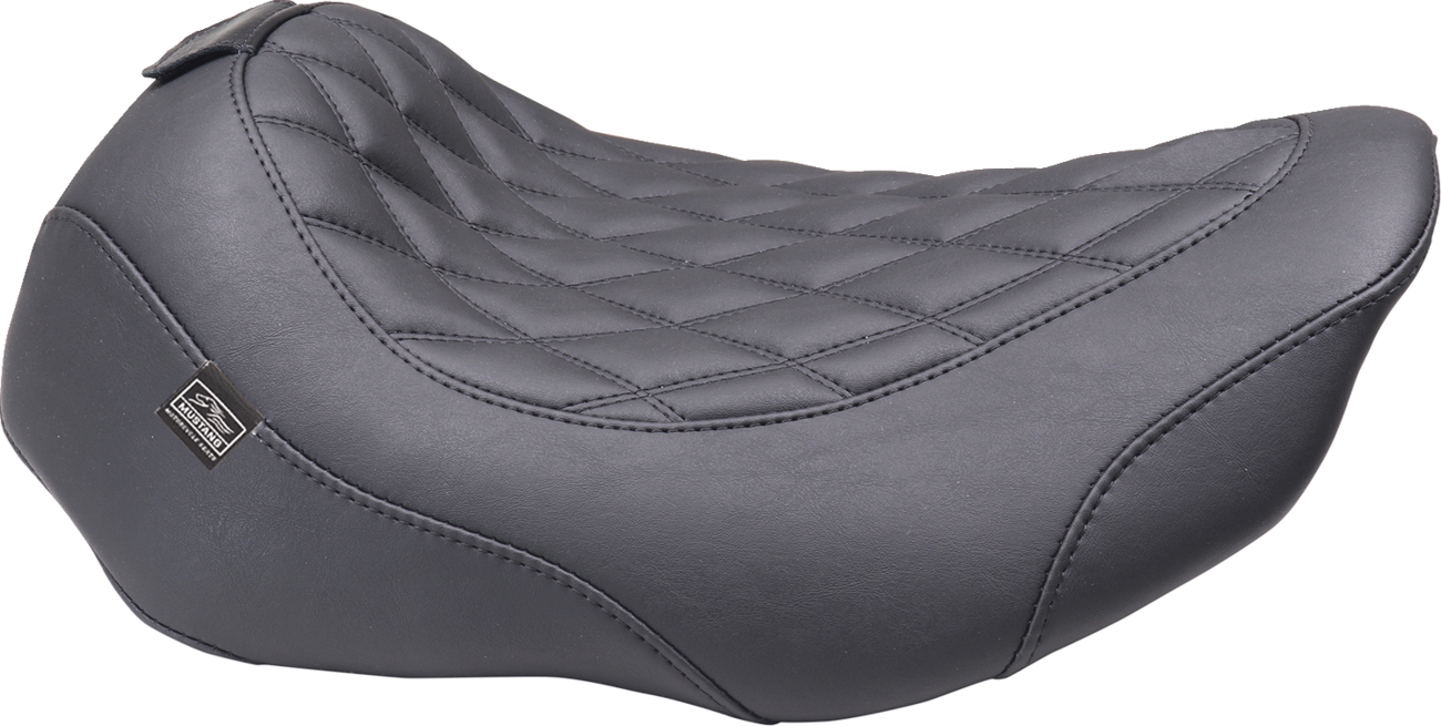Mustang Wide Tripper™ Seat - Solo - Black Stitching - FLT/FLH '23-'25