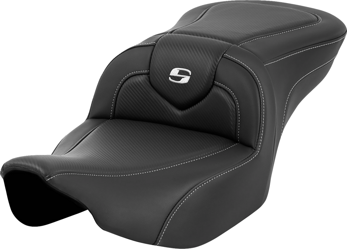 Saddlemen Roadsofa™ Seat - Carbon Fiber - Silver Stitch/Silver Logo - Without Backrest - FL '23-'24
