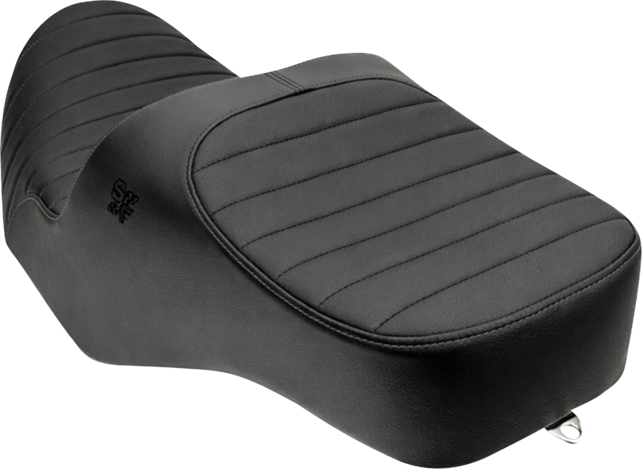 Slyfox Chariot Seat - Black Classic Stitch - Black Logo - FLH/FLT '23.5-'26