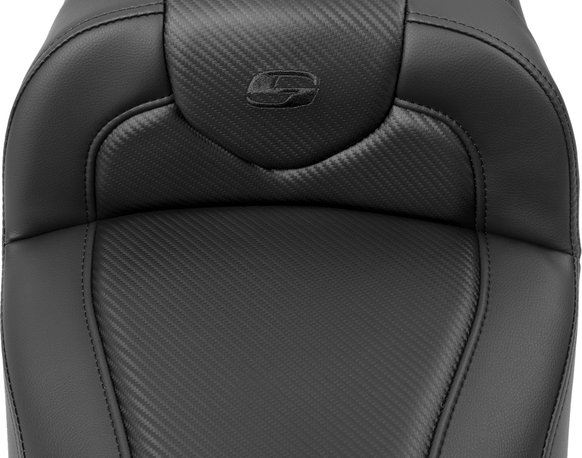 Saddlemen Roadsofa™ Extended Reach Seat - With Backrest - Carbon Fiber - FLTR/FLHX '23-'24