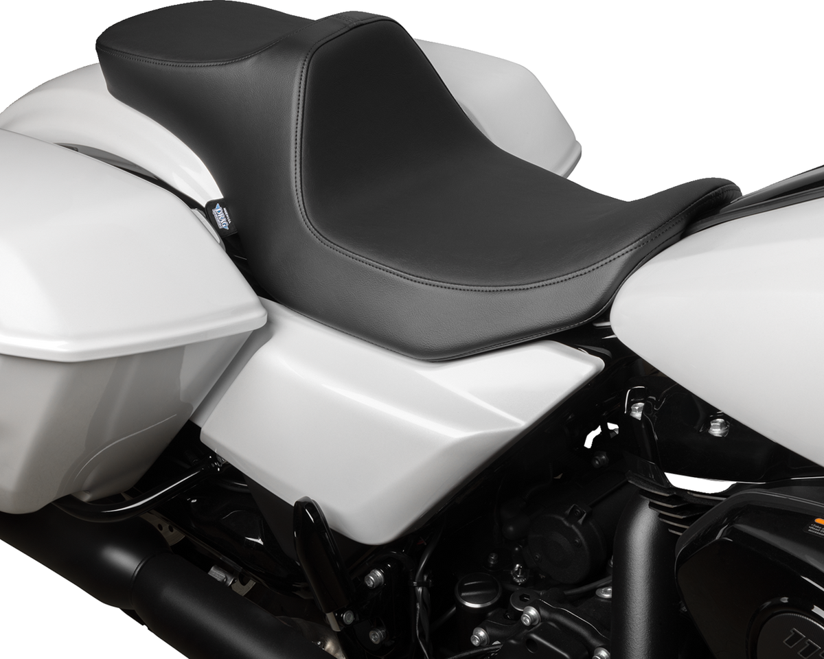 Drag Specialties Seats Predator III 2-Up Seat - Vinyl - Smooth - FLT/FLH '23-'24